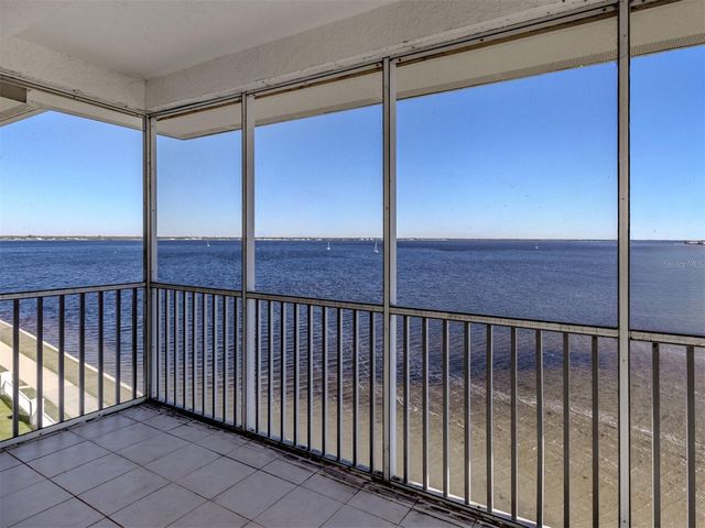 200 HARBOR WALK DRIVE 155, Punta Gorda, FL 33950