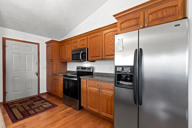 3006 S 19th STREET, Manitowoc, WI 54220