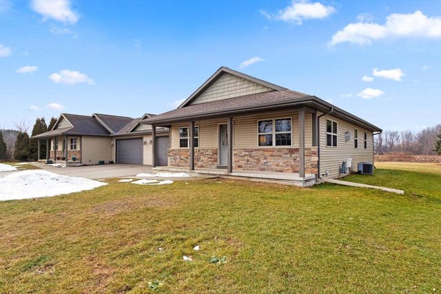 3006 S 19th STREET, Manitowoc, WI 54220