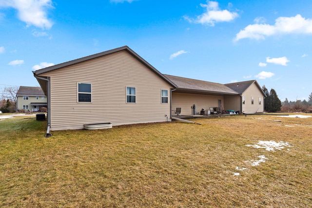 3006 S 19th STREET, Manitowoc, WI 54220