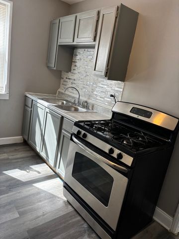 2055 E 72nd Street 1W, Chicago, IL 60649