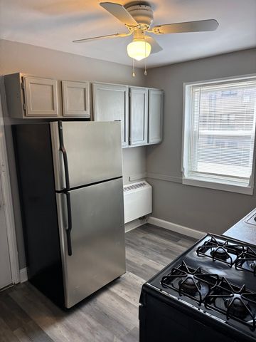 2055 E 72nd Street 1W, Chicago, IL 60649