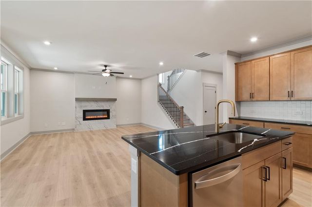 147 Henley Street, Canton, GA 30114