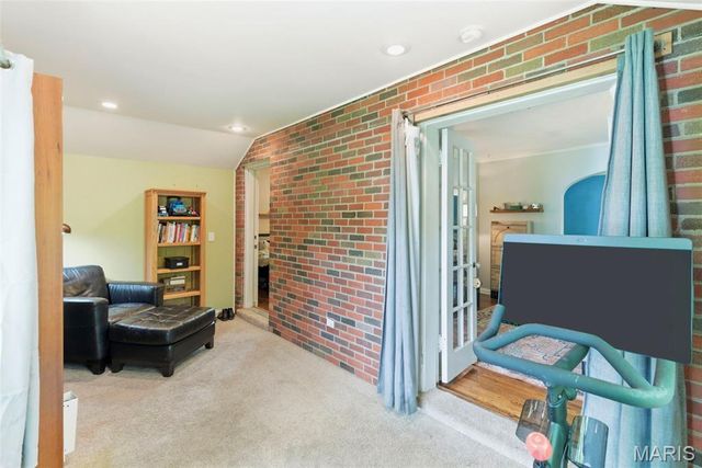 100 Calverton Road, Calverton Park, MO 63135