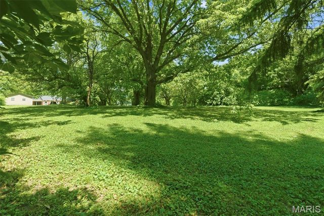 100 Calverton Road, Calverton Park, MO 63135