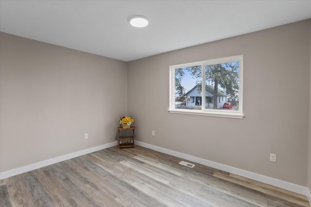 308 E Crown Ave, Spokane, WA 99205