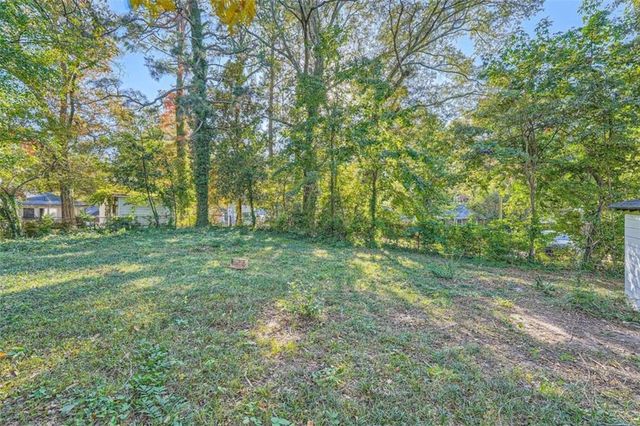 1866 Thompson Avenue, East Point, GA 30344