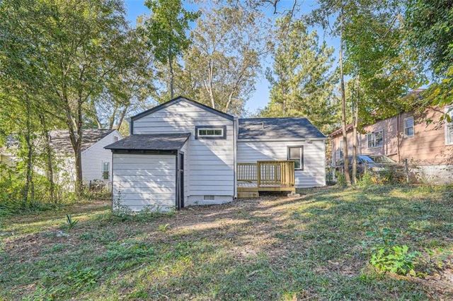 1866 Thompson Avenue, East Point, GA 30344