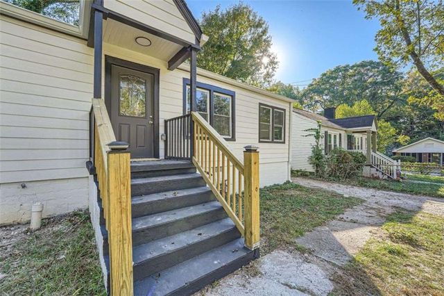 1866 Thompson Avenue, East Point, GA 30344