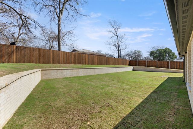 1207 Highland Drive, Arlington, TX 76010