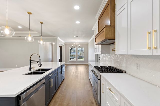 1207 Highland Drive, Arlington, TX 76010