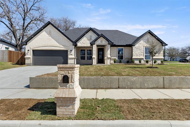 1207 Highland Drive, Arlington, TX 76010