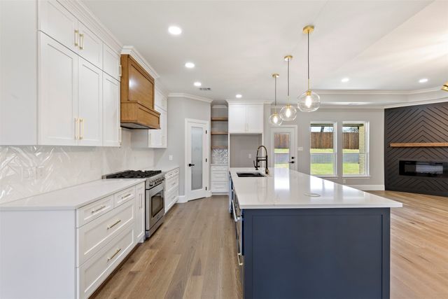 1207 Highland Drive, Arlington, TX 76010