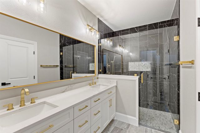 1207 Highland Drive, Arlington, TX 76010