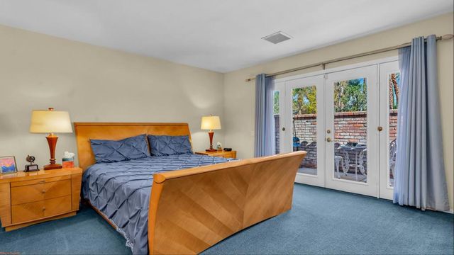 3175 E Loma Vista Circle, Palm Springs, CA 92264