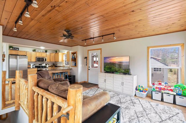 30432 N Pinewood Drive, Breezy Point, MN 56472