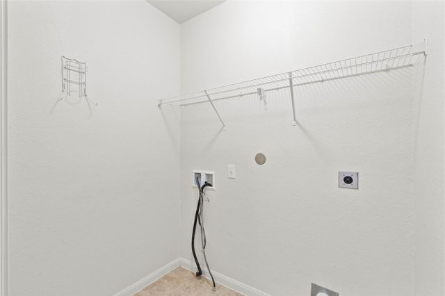 2215 Manta Way, Texas City, TX 77568