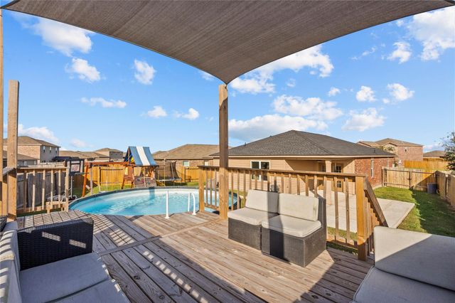 2215 Manta Way, Texas City, TX 77568