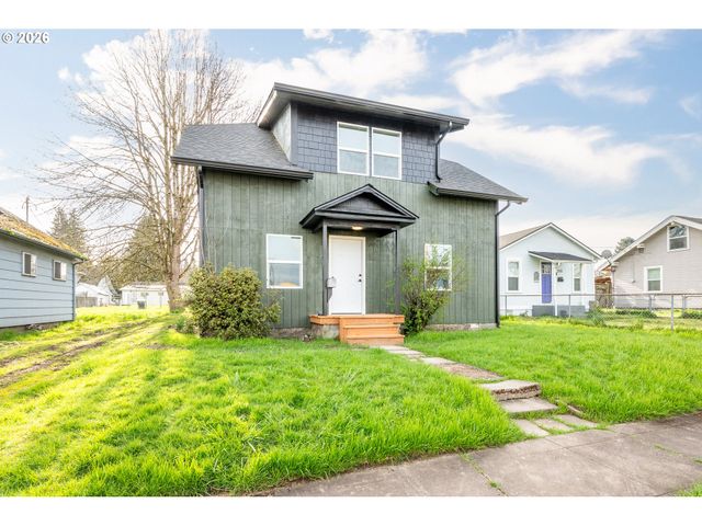 320 23RD Ave, Longview, WA 98632