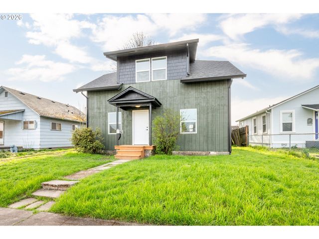 320 23RD Ave, Longview, WA 98632