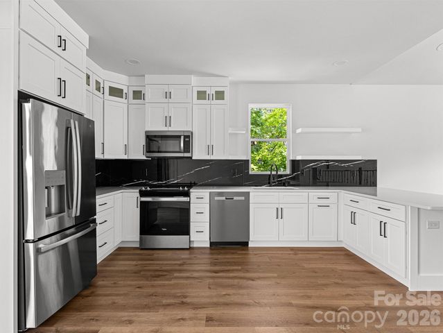 45 Klimovych Road, Hendersonville, NC 28792