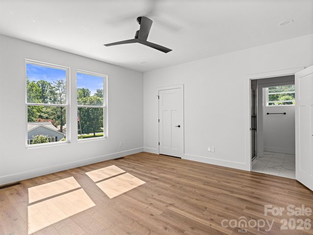 45 Klimovych Road, Hendersonville, NC 28792