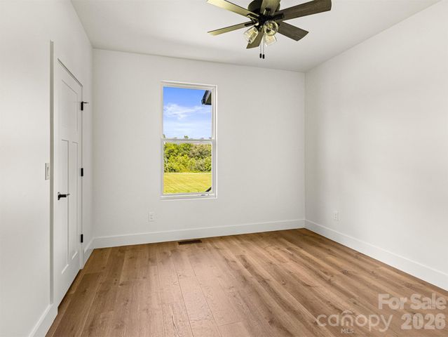 45 Klimovych Road, Hendersonville, NC 28792