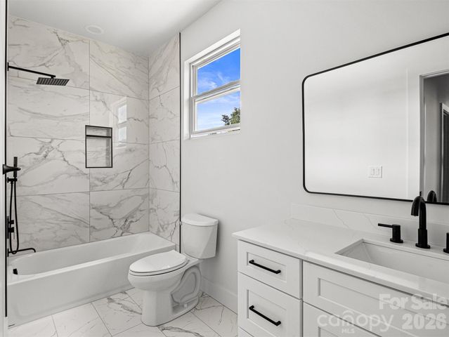 45 Klimovych Road, Hendersonville, NC 28792