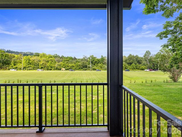 45 Klimovych Road, Hendersonville, NC 28792