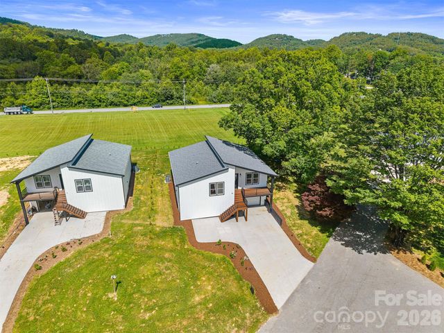 45 Klimovych Road, Hendersonville, NC 28792