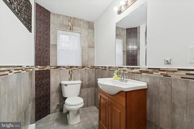 209 GREENWOOD AVE, Wyncote, PA 19095