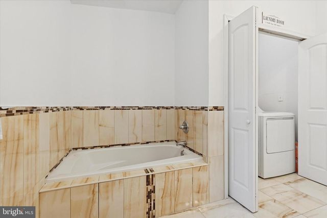 209 GREENWOOD AVE, Wyncote, PA 19095