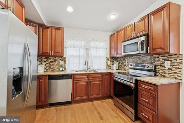 209 GREENWOOD AVE, Wyncote, PA 19095