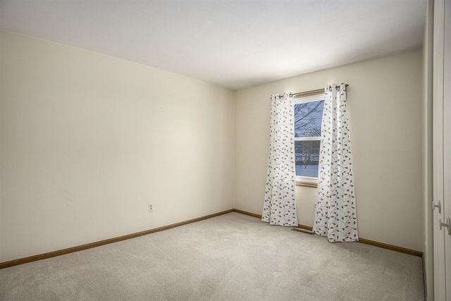 932 Village Lane 52, Jenison, MI 49428