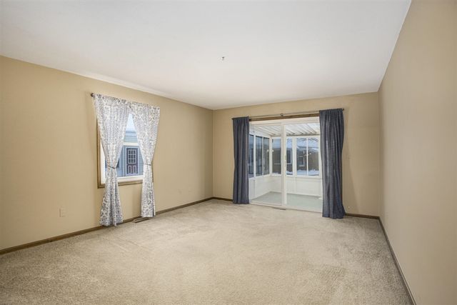 932 Village Lane 52, Jenison, MI 49428