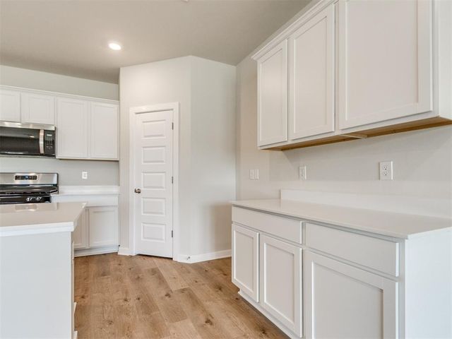 2616 Otis Lane, Yukon, OK 73099