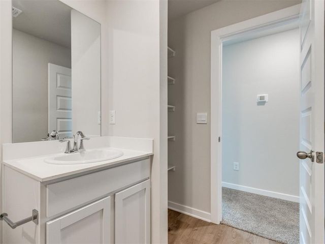 2616 Otis Lane, Yukon, OK 73099