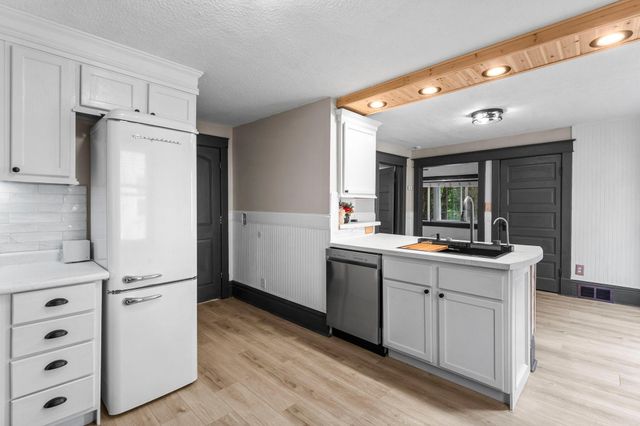 356 1st Avenue S, South Saint Paul, MN 55075