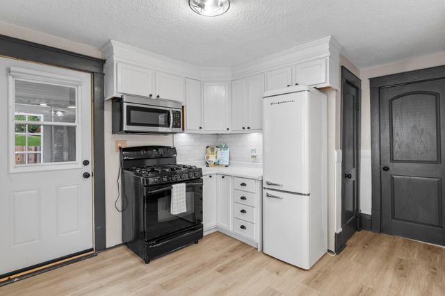356 1st Avenue S, South Saint Paul, MN 55075