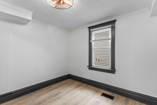 356 1st Avenue S, South Saint Paul, MN 55075