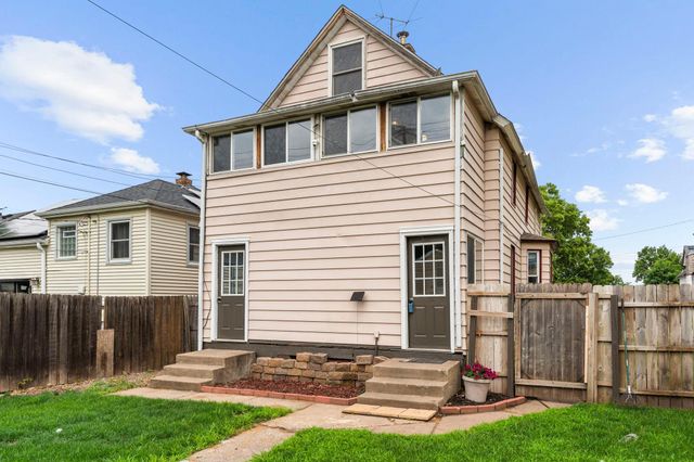 356 1st Avenue S, South Saint Paul, MN 55075