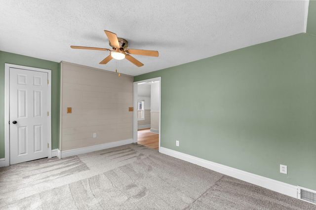 356 1st Avenue S, South Saint Paul, MN 55075