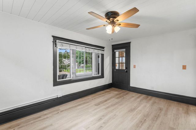 356 1st Avenue S, South Saint Paul, MN 55075