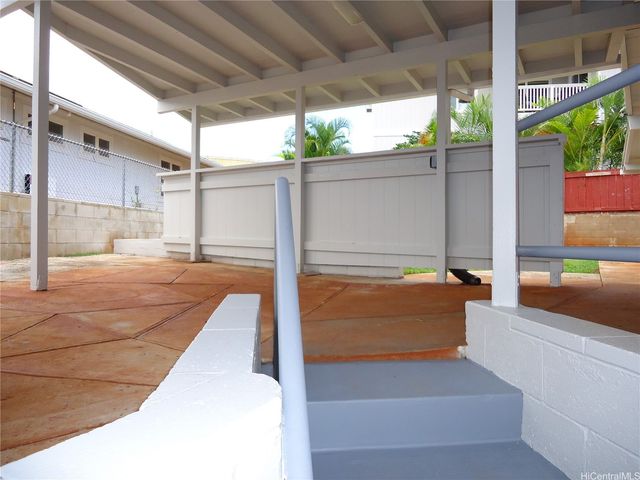 1595 Hoomoana Place, Pearl City, HI 96782