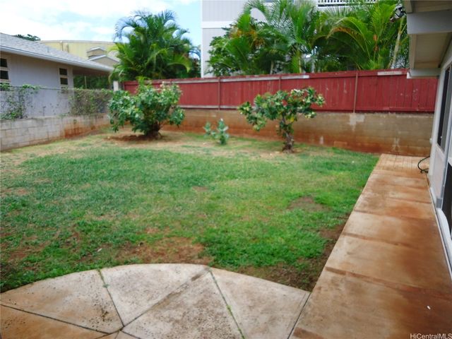 1595 Hoomoana Place, Pearl City, HI 96782