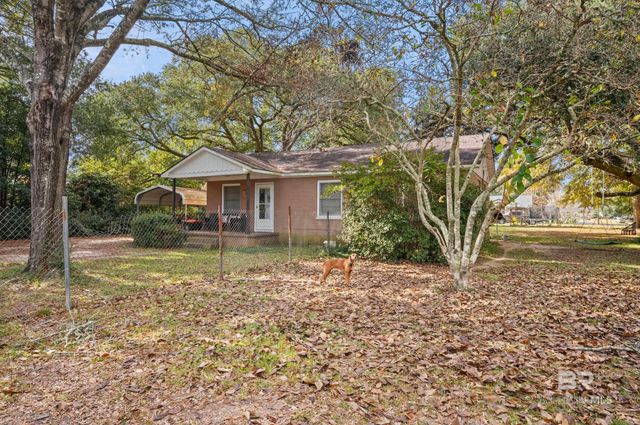 1605 Mcmillan Avenue, Bay Minette, AL 36507