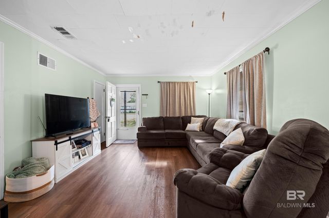 1605 Mcmillan Avenue, Bay Minette, AL 36507