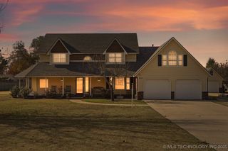 7918 N 156th East Avenue, Owasso, OK 74055