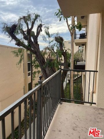 23901 Civic Center Way D135, Malibu, CA 90265