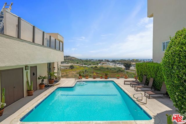 23901 Civic Center Way D135, Malibu, CA 90265
